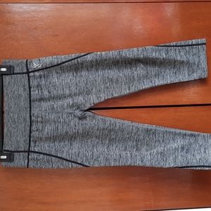 New mix girls leggings size l